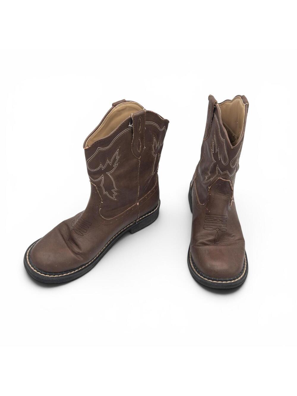 Vintage Brown Leather Cowboy Boots with Stitch Detailing Size 7